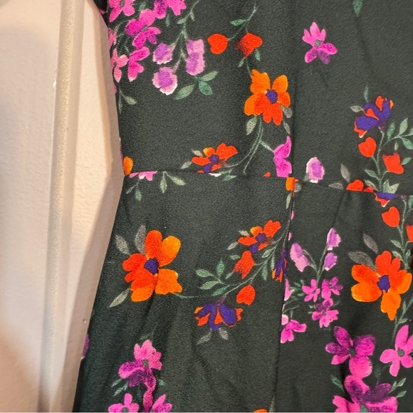 Calvin Klein Dress Green Floral Faux Wrap Midi Ruffles Size 4 in Malachite - Picture 16 of 16